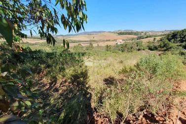 Terreno &agrave; venda - 55902m&sup2; - Zona Rural