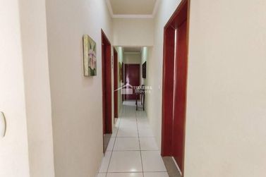 Casa &agrave; venda - 200m&sup2; - Jardim Ip&ecirc;