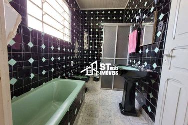 Casa &agrave; venda - 203m&sup2; - Centro