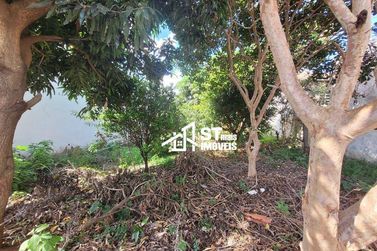 Terreno &agrave; venda - 306m&sup2; - Jardim Portal Sol