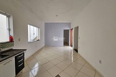 Casa &agrave; venda - 200m&sup2; - Portal da Mantiqueira