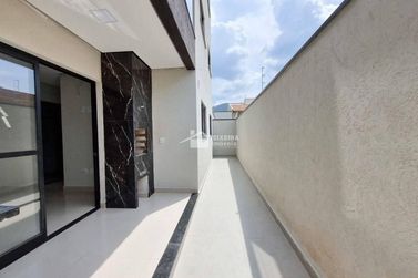 Apartamento &agrave; venda - 74m&sup2; - Jardim Portal da Mantiqueira