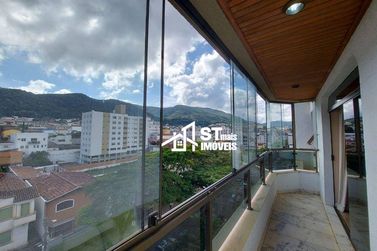 Apartamento &agrave; venda - 240m&sup2; - Centro