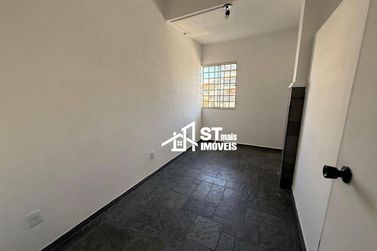 Apartamento para alugar - 60m&sup2; - Centro