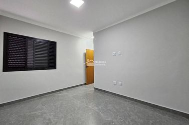 Casa &agrave; venda - 200m&sup2; - Jardim Mirante