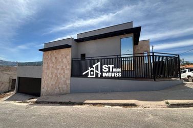 Casa &agrave; venda - 240m&sup2; - Veredas da Serra
