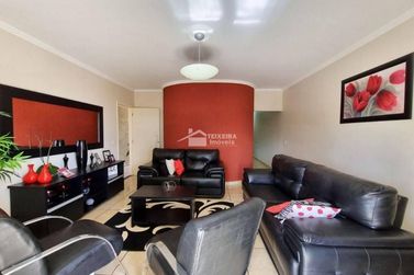 Sobrado &agrave; venda - 150m&sup2; - Pirapitinga