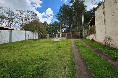 Casa &agrave; venda - 300m&sup2; - Centro
