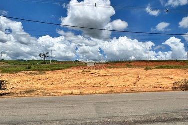 Terreno &agrave; venda - 3000m&sup2; - Trade Park