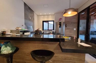 Casa &agrave; venda - 148m&sup2; - Portal da Mantiqueira