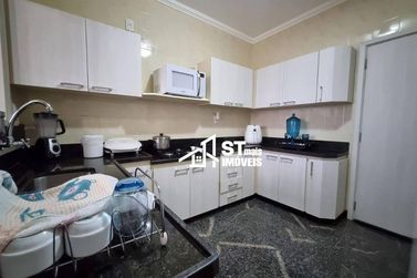 Apartamento &agrave; venda - 192m&sup2; - Centro