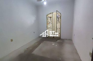 Sobrado &agrave; venda - 235m&sup2; - Centro