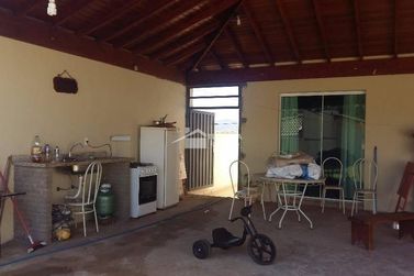 Casa &agrave; venda - 400m&sup2; - Jardim Ip&ecirc;