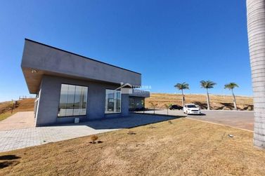 Terreno &agrave; venda - 1000m&sup2; - Quinta das Flores