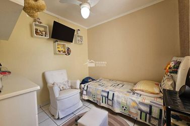 Sobrado &agrave; venda - 88m&sup2; - Jardim Muterle