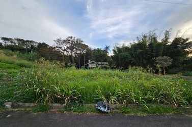 Terreno &agrave; venda - 204m&sup2; - Vila Santa Cec&iacute;lia