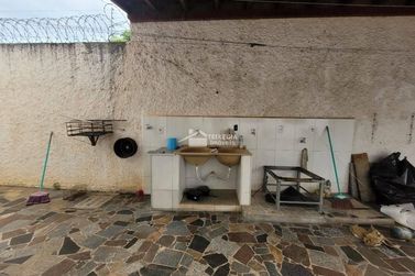 Sobrado &agrave; venda - 450m&sup2; - Jardim Bela Vista