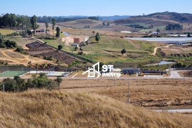 Terreno &agrave; venda - 1000m&sup2; - Quinta das Flores