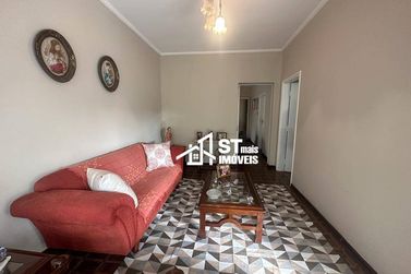Casa &agrave; venda - 300m&sup2; - Centro