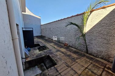 Casa &agrave; venda - 210m&sup2; - Jardim Santo Ant&ocirc;nio