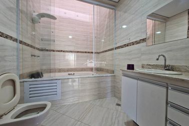 Casa &agrave; venda - 240m&sup2; - Jardim Alto da Serra