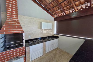 Casa &agrave; venda - 240m&sup2; - Jardim Alto da Serra
