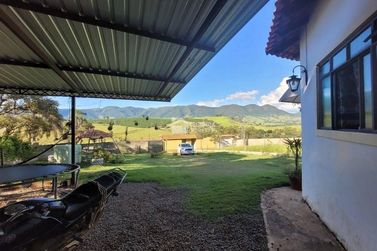 Ch&aacute;cara &agrave; venda - 50m&sup2; - Centro