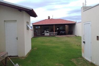 Casa &agrave; venda - 400m&sup2; - Jardim Ip&ecirc;