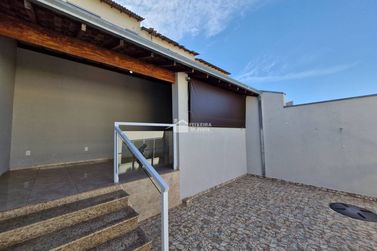 Casa para alugar - 120m&sup2; - Jardim Alto da Serra