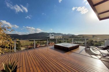 Casa &agrave; venda - 300m&sup2; - Condom&iacute;nio Mantiqueira