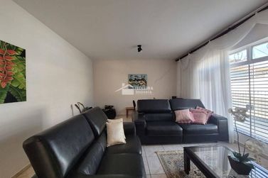 Casa &agrave; venda - 129m&sup2; - Centro
