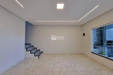 Sobrado &agrave; venda - 152m&sup2; - Jardim Portal da Mantiqueira