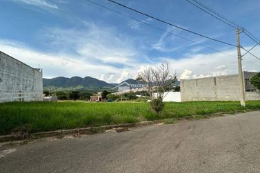 Terreno &agrave; venda - 300m&sup2; - Jardim Am&eacute;lia