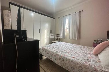 Casa &agrave; venda - 300m&sup2; - Centro