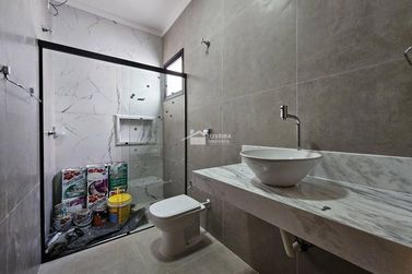 Casa &agrave; venda - 200m&sup2; - Jardim Mirante