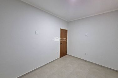 Casa &agrave; venda - 125m&sup2; - Jardim Lima