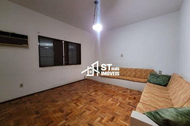 Casa &agrave; venda - 499m&sup2; - Centro