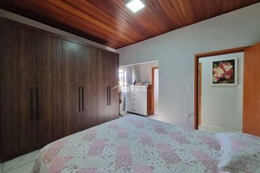 S&iacute;tio &agrave; venda - 350m&sup2; - Dos Lobos
