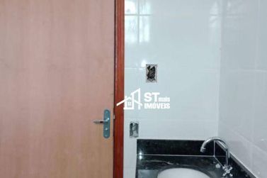 Casa &agrave; venda - 216m&sup2; - Centro
