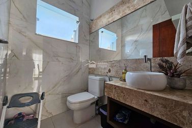 Casa &agrave; venda - 250m&sup2; - Jardim Mantiqueira II