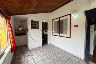 Casa &agrave; venda - 300m&sup2; - Clube Uva