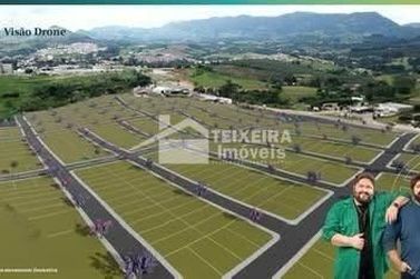 Terreno &agrave; venda - 204m&sup2; - Parque da Liberdade