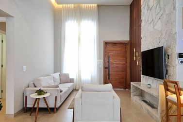 Casa &agrave; venda - 195m&sup2; - Jardim Panorama