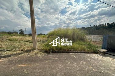 Terreno &agrave; venda - 200m&sup2; - Parque S&atilde;o Cristov&atilde;o