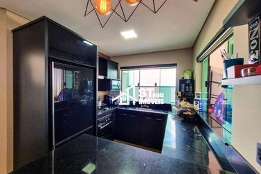 Casa &agrave; venda - 220m&sup2; - Jardim Alto da Bela Vista