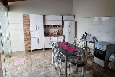 Casa &agrave; venda - 180m&sup2; - Jardim Brasil