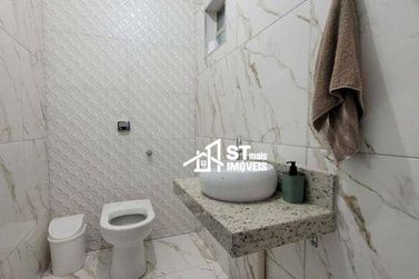 Casa &agrave; venda - 201m&sup2; - Centro