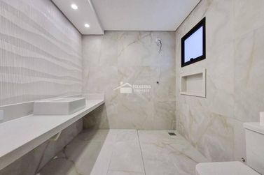 Casa &agrave; venda - 210m&sup2; - Jardim Mantiqueira II