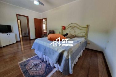 Casa &agrave; venda - 426m&sup2; - Centro