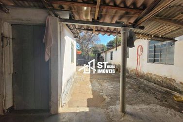 Casa &agrave; venda - Centro